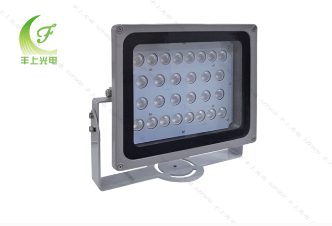 豐上光電補光燈配合視頻監(jiān)控抓拍精準捕捉“黑煙車”